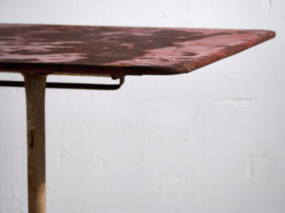 Ancienne table d'extérieur rouge (c.1920) #18