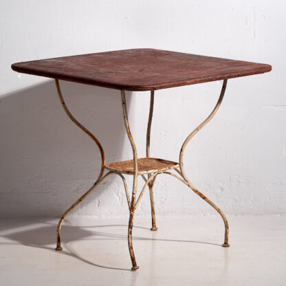 Ancienne table d'extérieur rouge (c.1920) #23