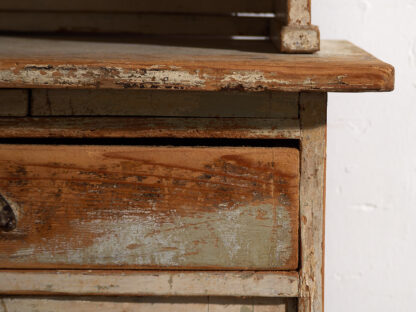 Antique white kitchen cabinet (c.1920)