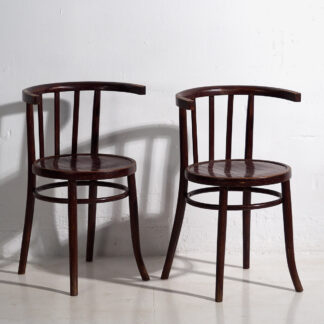 Antique chairs with armrests (c.1900).
Set of 2 pieces #12