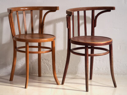 Thonet chairs with armrests (c.1900).
Set of 4 pieces #26