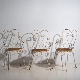 Antique garden chairs with armrests (c.1920). Set of 4 pieces