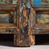 Aparador de entrada antiguo de madera de tonos azules y amarillos (c.1920)