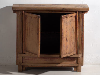 Aparador pequeño antiguo de madera maciza (c.1920)