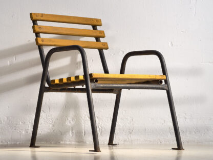 Yellow antique iron garden chairs (c.1920).
Set of 4 pieces #39