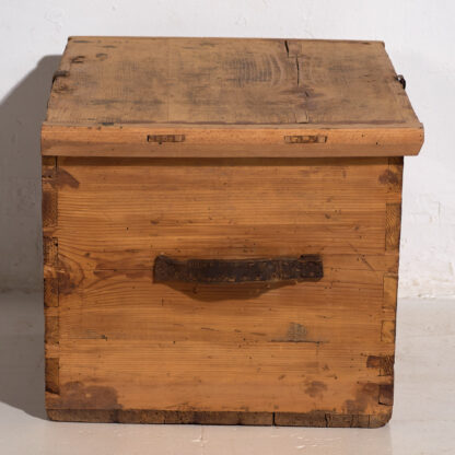 Antique storage trunk in natural brown (c.1920) #76