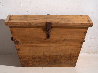 Antique storage trunk in natural brown (c.1920) #76