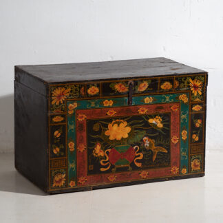 Antique Chinese dark colored antique floral patterned trunk (c.1900) #2