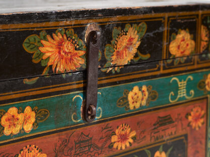 Antique Chinese dark colored antique floral patterned trunk (c.1900) #2