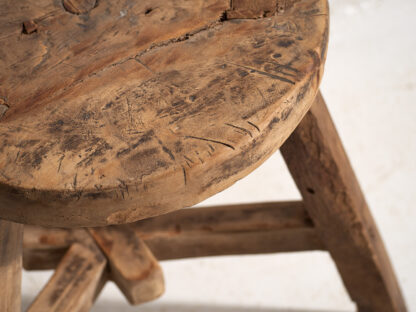 Ancien tabouret en bois massif (c.1920)