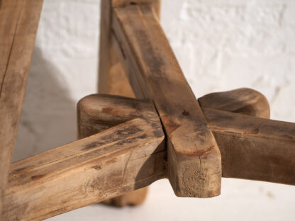 Ancien tabouret en bois massif (c.1920)