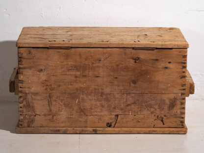 Antique antique washed wood coffee table trunk (c.1920) #8