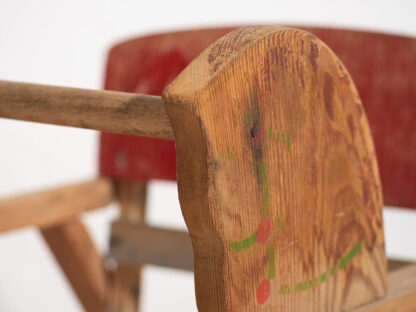 Ancienne chaise d'enfant en bois (vers 1920)