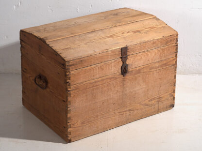 Antique storage chest (c.1920) #33