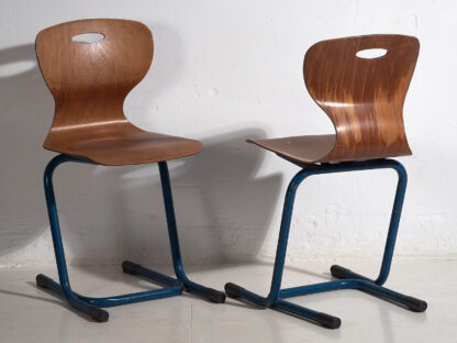 Vintage school chairs (c.1950). Set of 4 pieces