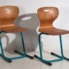 Chaises d'école vintage bleu turquoise (c.1950). Ensemble de 4 pièces