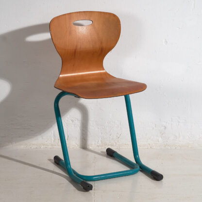 Chaises d'école vintage bleu turquoise (c.1950). Ensemble de 4 pièces