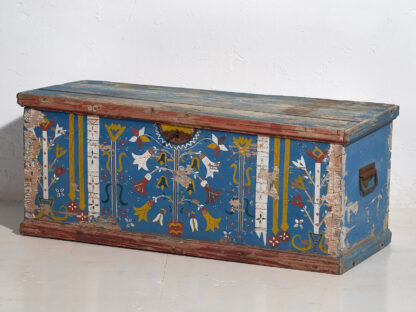 Antique blue antique wooden trunk with floral details (c.1920)