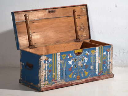 Antique blue antique wooden trunk with floral details (c.1920)