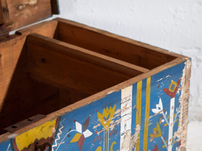 Antique blue antique wooden trunk with floral details (c.1920)