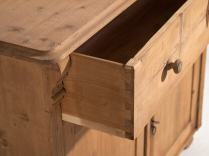 Antique bedroom chest of drawers (c.1920) #105