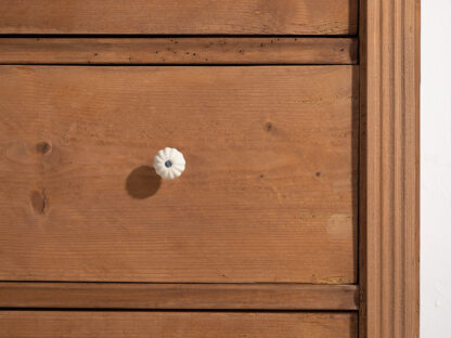 Antique rustic chest of drawers with porcelain knobs (c.1920) #108