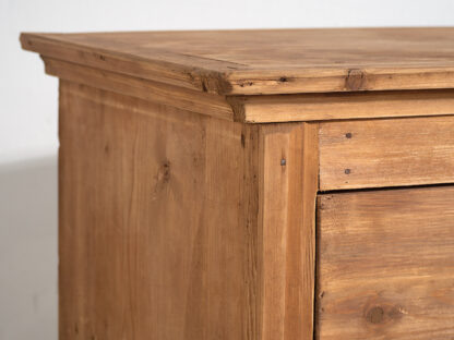 Antique rustic chest of drawers (c.1920)