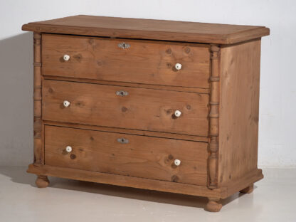 Antique rustic chest of drawers (c.1920) #115