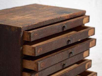 Small antique dark brown file cabinet (c.1920)