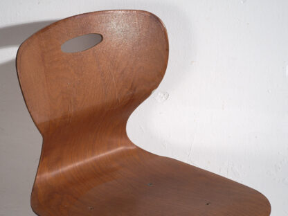 Red vintage style dining chairs (c.1950). Set of 4 pieces
