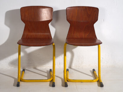 Retro yellow dining room chairs (c.1950). Set of 4 pieces