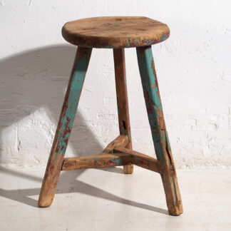 Tabouret primitif ancien en bois massif (vers 1920)