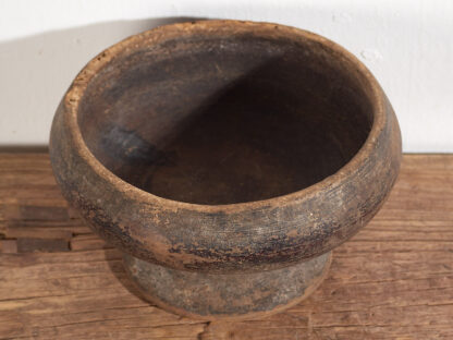 Small antique wood bowl (c.1900)