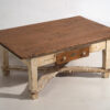 Mesa baja auxiliar antigua de color blanco (c.1920)