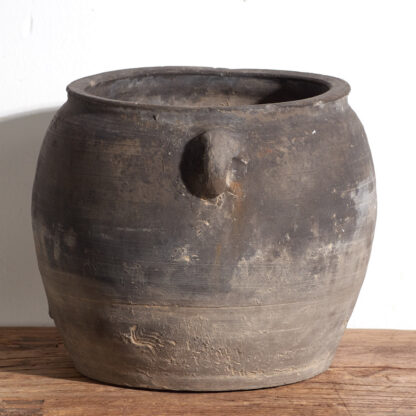 Jarrón gris antiguo con asas de estilo wabi-sabi (c.1900) #1