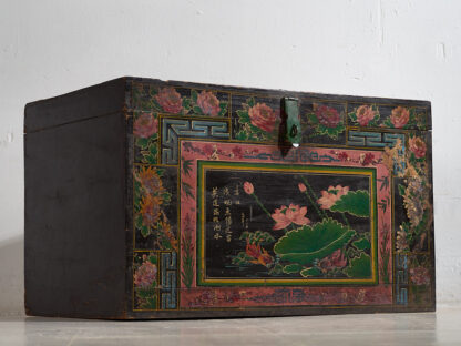 Baúl decorativo antiguo oriental con pinturas de flor de loto (c.1900) #11