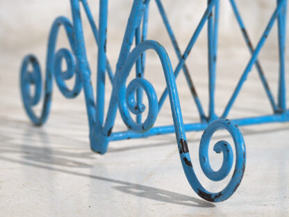 Vintage style metal magazine rack (c.1950)