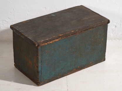 Small antique antique trunk with cobalt blue patina (c.1920) #74