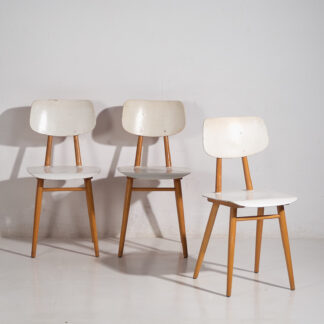 Chaises blanches d'époque (vers 1960). Ensemble 3 pièces #1