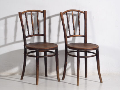 Antique bentwood chairs (c.1920). Set of 4 pieces #1