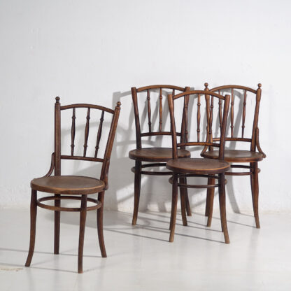 Antique bentwood chairs (c.1920). Set of 4 pieces #1