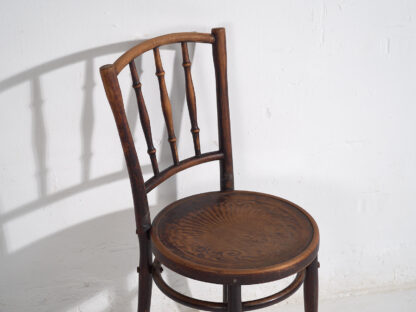 Antique bentwood chairs (c.1920). Set of 4 pieces #1
