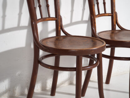 Ensemble de chaises anciennes en bois courbé (vers 1920). Ensemble de 4 pièces #2