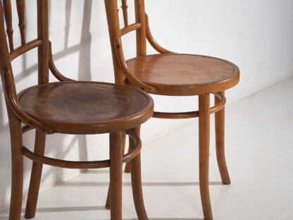 Ensemble de chaises anciennes en bois courbé (vers 1920). Ensemble de 4 pièces #2