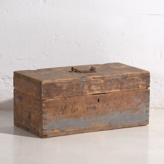 Small antique antique chest with gray patina (c.1920) #1