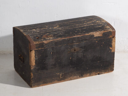 Antique chest with dark patina (c.1920) #25