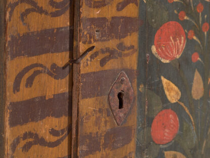 Antique wall cabinet painted with floral motifs (c.1850)