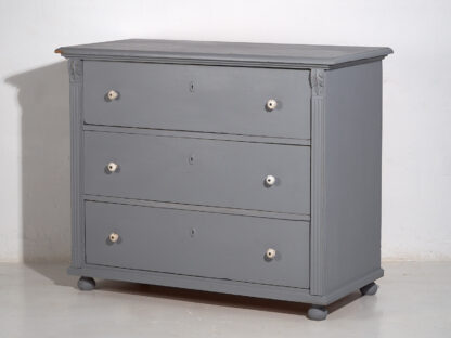 Antique gray solid wood chest of drawers (c.1920)