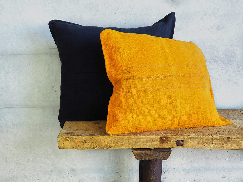 Coussin lin ancien orange