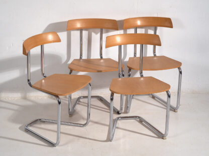 Sillas vintage de estilo industrial (c.1970). Conjunto de 4 piezas